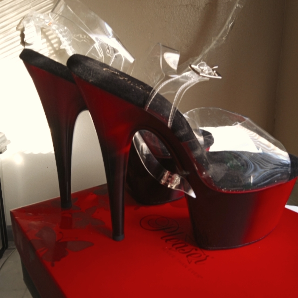 Pleaser Heels 👠